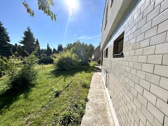 Rodinný dům / Vila, zahrada, garáž, vše v atraktivní lokalit - 20