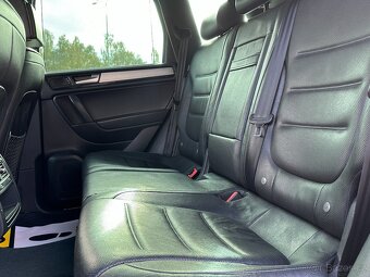 Volkswagen Touareg 2012 - 20