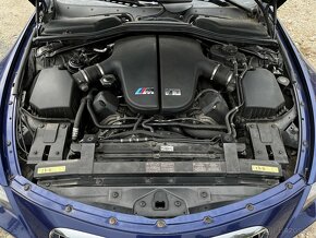 BMW M6 E63 Interlagosblau na dily - 20