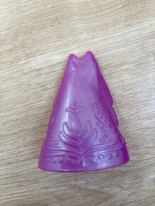 Figurka Elsa a Anna Frozen Ledové království Hasbro. - 20