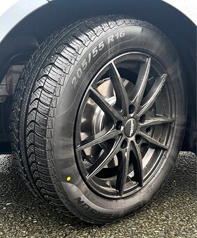 Mercedes - Benz B 200 Turbo, výjimečný stav. - 20