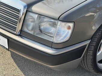 Mercedes-Benz 300CE W124 - 20