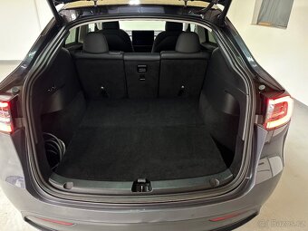 Tesla Model Y Long Range 2021 168 tis. km tažné FSD - 20