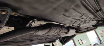 Mercedes-Benz 190 2,5 16V - 20