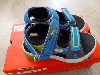 Balík oblečení chlapec velikost 110-116 + boty velikost 28 - 20