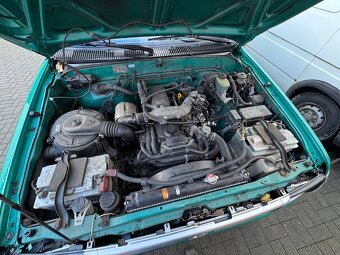 Toyota Hilux 2000 - 20