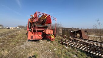 Stroje vlečky plečky a iné - 20