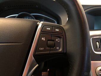 VOLVO V60 D2 DRIVE-E SUMMUM - 20