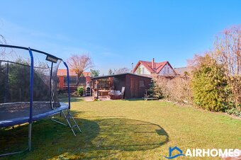 Mezonetový byt 4+kk (93.39 m²) se sdílenou zahradou (255 m²) - 20