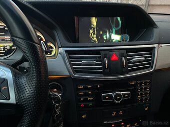 Mercedes-Benz E 300 Bluetec HYBRID Distronic+ AMG - 20