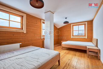 Prodej rodinného domu, 216 m², Nové Hrady, ul. Vilová čtvrť - 20
