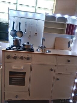 Hračky, hry, panenky - 20