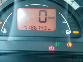 PRODÁM Citroën C3 1.2i ČR DEFEND LOCK - 20
