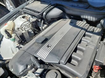 BMW Řada 5, 520i Nové ČR L+Z kola Ojeté, 3/2001, 183 000 km - 20