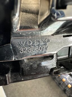 VOLVO XC60 II LIFT Maska - 20