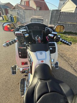 Honda Goldwing GL 1800 - 20