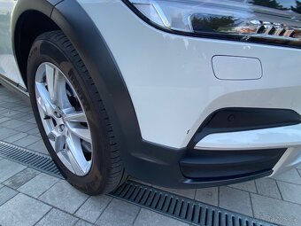 VOLVO V90 CROSS COUNTRY - 20