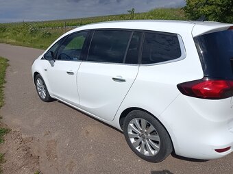 Zafira 7 míst - 20