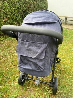 Sportovní kočárek Kočárek PETITE&MARS Street Basic Line 2018 - 20