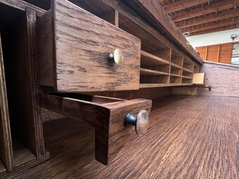 Americký starožitný psací stůl - 20