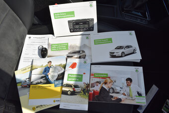 Škoda Superb 2 Kombi 1.8 Turbo, Webasto, Xenony, DSG, záruka - 20