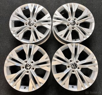 5x112 R17 VW Passat B8 Alltrack - TOP STAV - 20