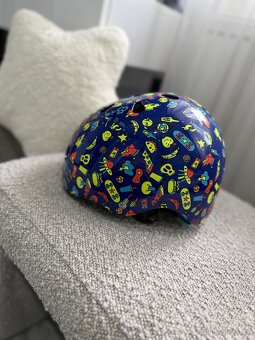 Krásná, dětská helma Nutcase Little Nutty - Cool Kid XS - 20