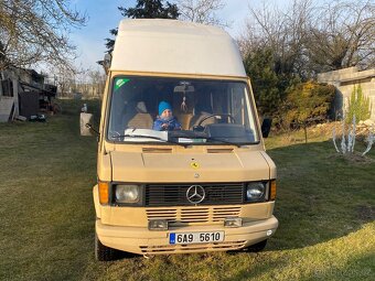 Obytny automobil Mercedes Benz 207d Westfalia - 20