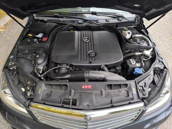Mercedes-Benz Třídy C200, 2.2 CDi ,Xenon,navi - 20