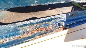 Ford Ranger: Dveře PZ zelené 1tis - 20