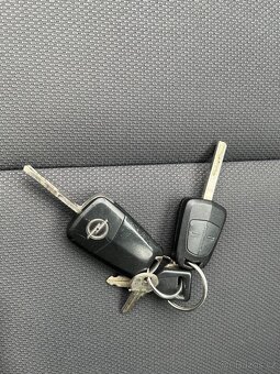 Opel Astra 1.6 i 16V Edition - 20