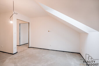 Prodej rodinného domu  4+1 pozemek 160 m²   Bezručova, Hodon - 20