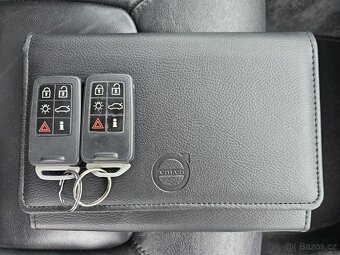 VOLVO XC70 2016 2.0D4 133kW SUMMUM,TEMPOMAT,VÝHŘEVY,SERVISKA - 20