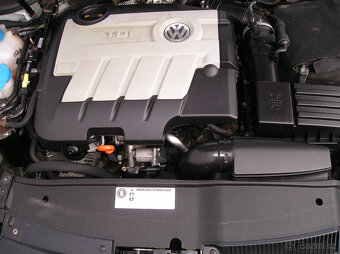 VW GOLF VI VARIANT 2.0TDi 103KW RV-2010-6 KVALT - 20
