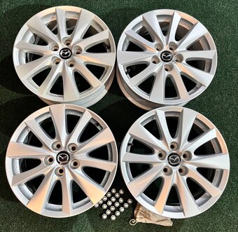 5x114,3 R17 Mazda CX originál Alu - ET 50, výborný stav - 20