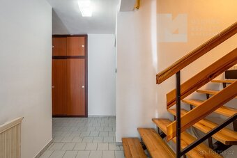 Prodej rodinného domu 180 m2, garáž, pozemek, 297 m2 - 20
