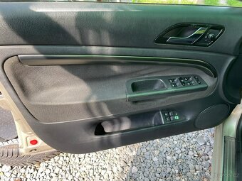 Škoda Superb 1.8i 110kW NOVÁ STK - 20