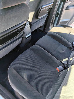 Ford Focus C Max 2004 (Ghia) - 20