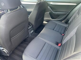ŠKODA OCTAVIA 1,6 TDI 66KW NAVI MAN TEMPOMAT - 20