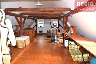 Prodej  stylové  chalupy s číslem popisným v  v obci Hradec  - 20