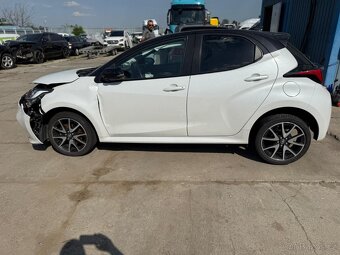 Toyota yaris 1.5i Dynamic Force 2022 motor start - 20