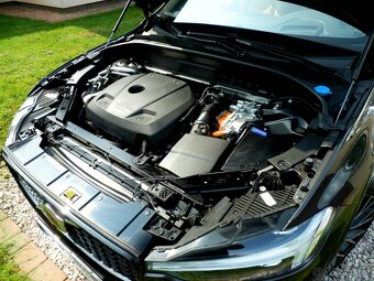 VOLVO XC60 T8 AWD RECHARGE ULTIMATE DARK - 20