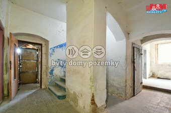 Prodej rodinného domu, 300 m², Plesná, ul. Farní - 20