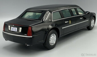 1:18 Rarita Cadillac Prestige Sport Phaeton 1932 od ANSON - 20