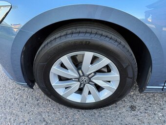 Passat b8 variant led navi top stav - 20