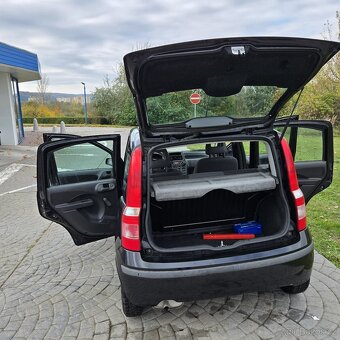 PĚKNÁ, BENZÍNOVÁ FIAT PANDA R.V : 2010 REZERVAC - 20