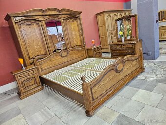 Ložnice Rustikální skříň s posuvnými dveřmi - 20