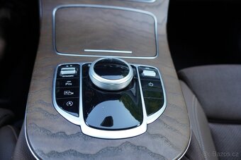 Mercedes-Benz Třídy E 200 D - 20