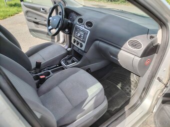 Prodám Ford Focus 1.6TDCI 66Kw r.v.2005 tažné zařízení - 20