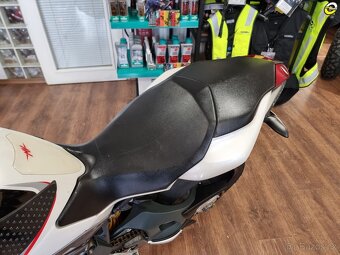 MV Agusta Brutale 1090RR - 20